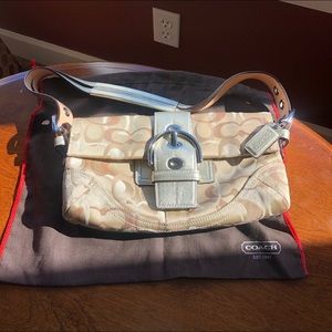Coach Signature Gold Purse #A06S-0492
